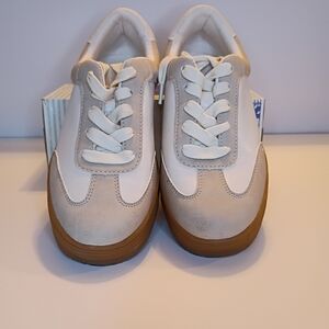 Stylish Kids Shoes in Cream and White